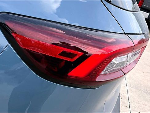 Certified 2023 Ford Escape SE image 28