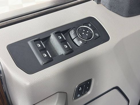 Certified 2019 Ford F150 Lariat AWD/4WD image 26