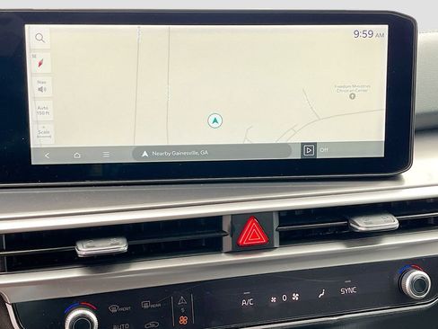 Certified 2025 Kia Sorento S w/ Panoramic Sunroof Package image 23