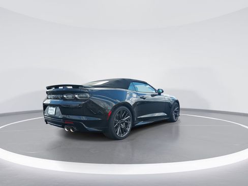 Used 2022 Chevrolet Camaro ZL1 image 8
