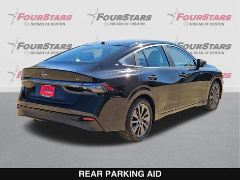 New 2026 Nissan Sentra SL w/ Floor Mat Package FWD image 4