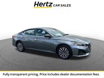 Used 2025 Nissan Altima 2.5 SV