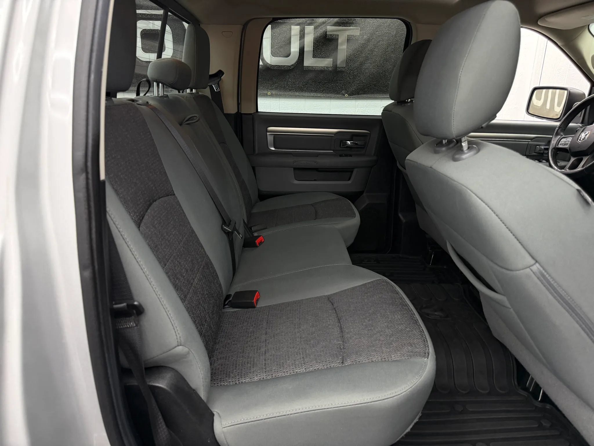 Used 2014 RAM 1500 Outdoorsman AWD/4WD image 9