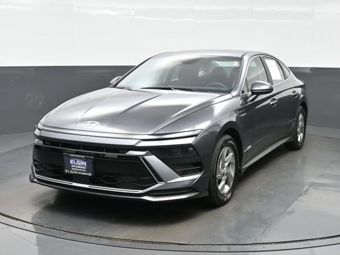 Certified 2026 Hyundai Sonata SE FWD image 1