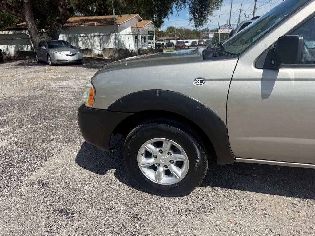 Used 2002 Nissan Frontier XE RWD image 3