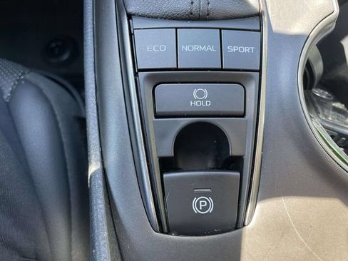 Used 2021 Toyota Camry XSE w/ Navigation Package FWD image 33