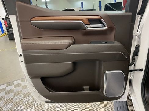 Used 2023 GMC Sierra 1500 Denali w/ Denali Reserve Package image 22