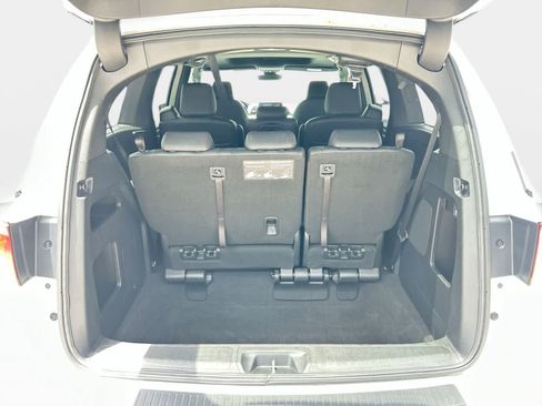 Used 2024 Honda Odyssey Sport image 9