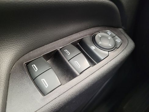 Used 2019 Chevrolet Equinox LT image 27