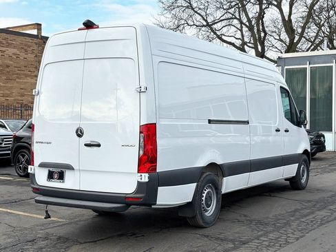 Used 2026 Mercedes-Benz Sprinter 2500 image 3