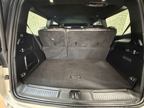 Used 2022 Jeep Wagoneer Series III w/ Flexible Seating Group AWD/4WD image 13