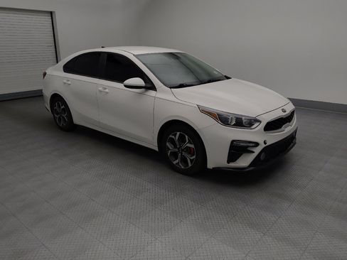 Used 2019 Kia Forte LXS FWD image 11