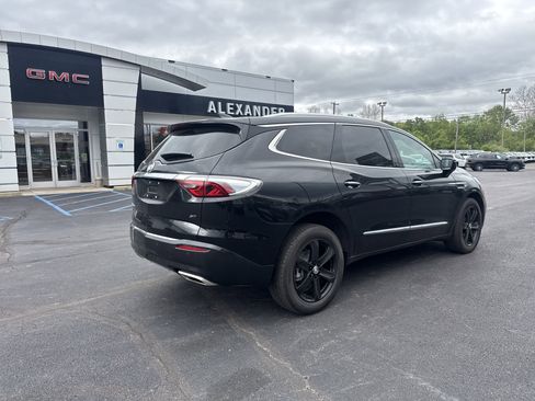 Used 2024 Buick Enclave Essence w/ Experience Buick Package AWD/4WD image 3