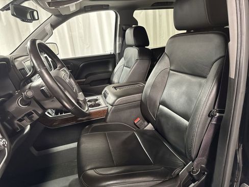 Used 2017 GMC Sierra 1500 SLT w/ SLT Premium Package image 16