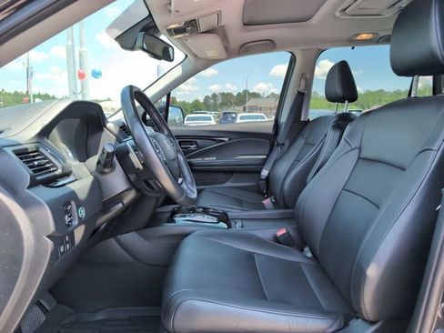 Used 2018 Honda Pilot Elite image 13