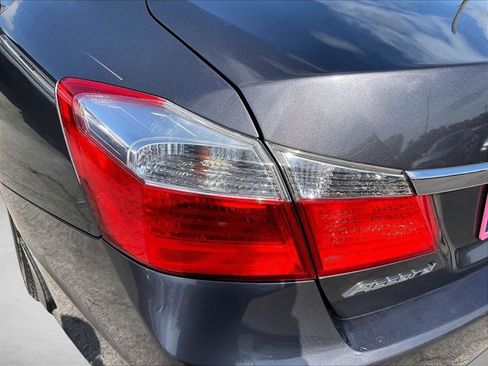 Used 2013 Honda Accord LX image 30