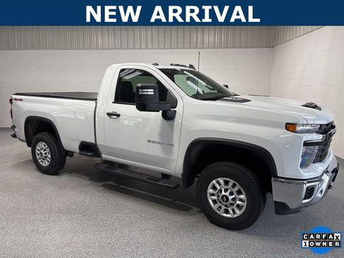 Used 2025 Chevrolet Silverado 2500 W/T w/ WT/CX Safety Package AWD/4WD image 1