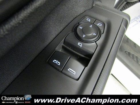 Used 2024 GMC Sierra 2500 Pro w/ Convenience Package image 19