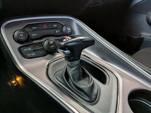 Used 2022 Dodge Challenger SXT w/ Blacktop Package image 10