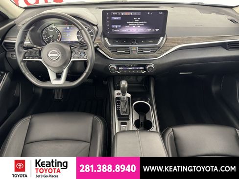 Used 2025 Nissan Altima 2.5 SL FWD image 22