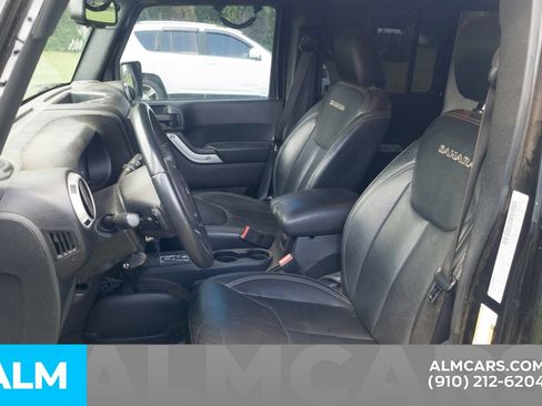 Used 2016 Jeep Wrangler Unlimited Sahara AWD/4WD image 6