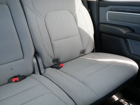 Used 2020 RAM 1500 Big Horn AWD/4WD image 14