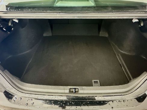 Used 2025 Toyota Camry SE FWD image 30