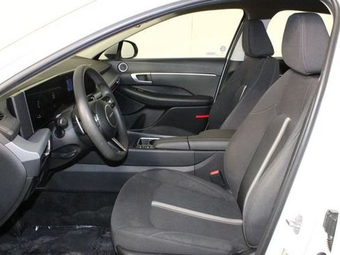 Used 2025 Hyundai Sonata SEL FWD image 14