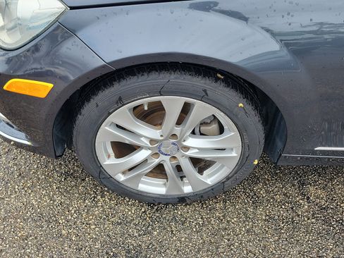 Used 2013 Mercedes-Benz C 250 Sedan image 34