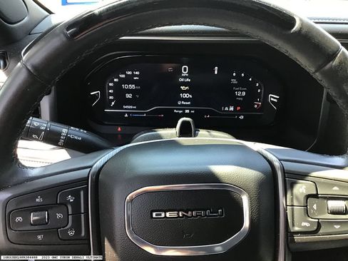 Used 2023 GMC Yukon Denali Ultimate AWD/4WD image 14