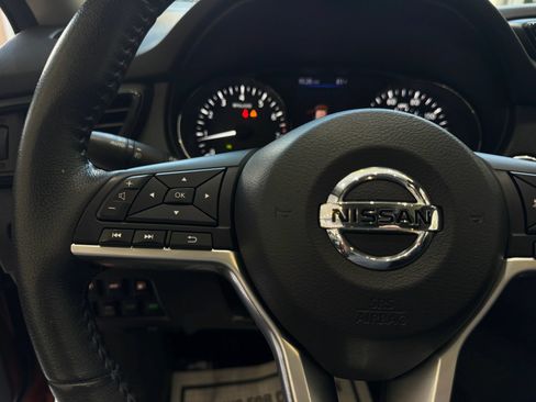 Used 2020 Nissan Rogue SL w/ Premium Package AWD/4WD image 15