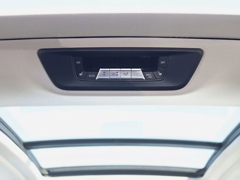 Used 2020 BMW X7 xDrive40i w/ Premium Package image 42