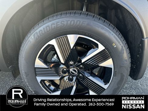 New 2026 Nissan Kicks SV w/ SV Premium Package AWD/4WD image 6