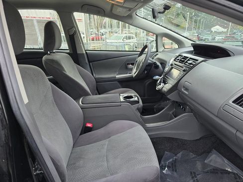 Used 2012 Toyota Prius V Three FWD image 11