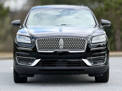 Used 2019 Lincoln Nautilus Reserve image 2