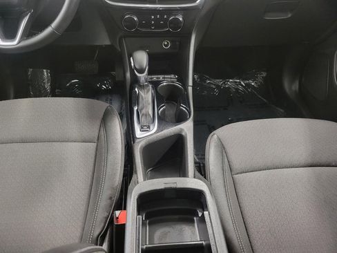 Used 2025 Buick Encore GX Preferred image 16