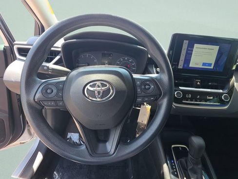 Used 2024 Toyota Corolla LE image 11