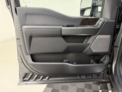 Used 2026 Ford F350 Lariat AWD/4WD image 11