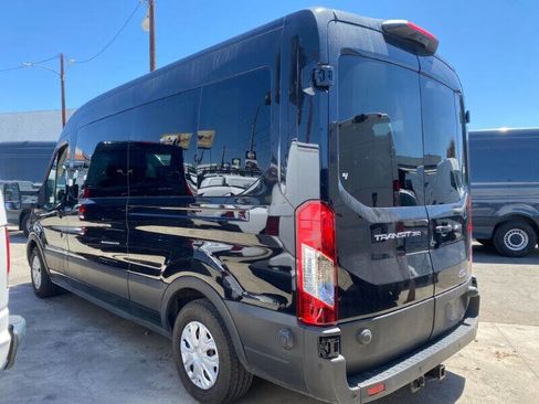 Used 2020 Ford Transit 350 XLT image 4