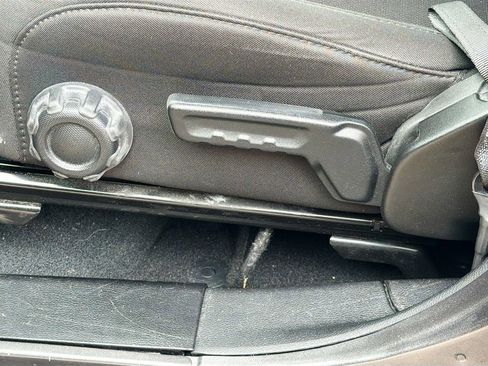 Used 2022 Jeep Gladiator Sport image 25