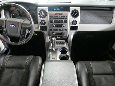 Used 2011 Ford F150 Raptor w/ Graphics Pkg image 10