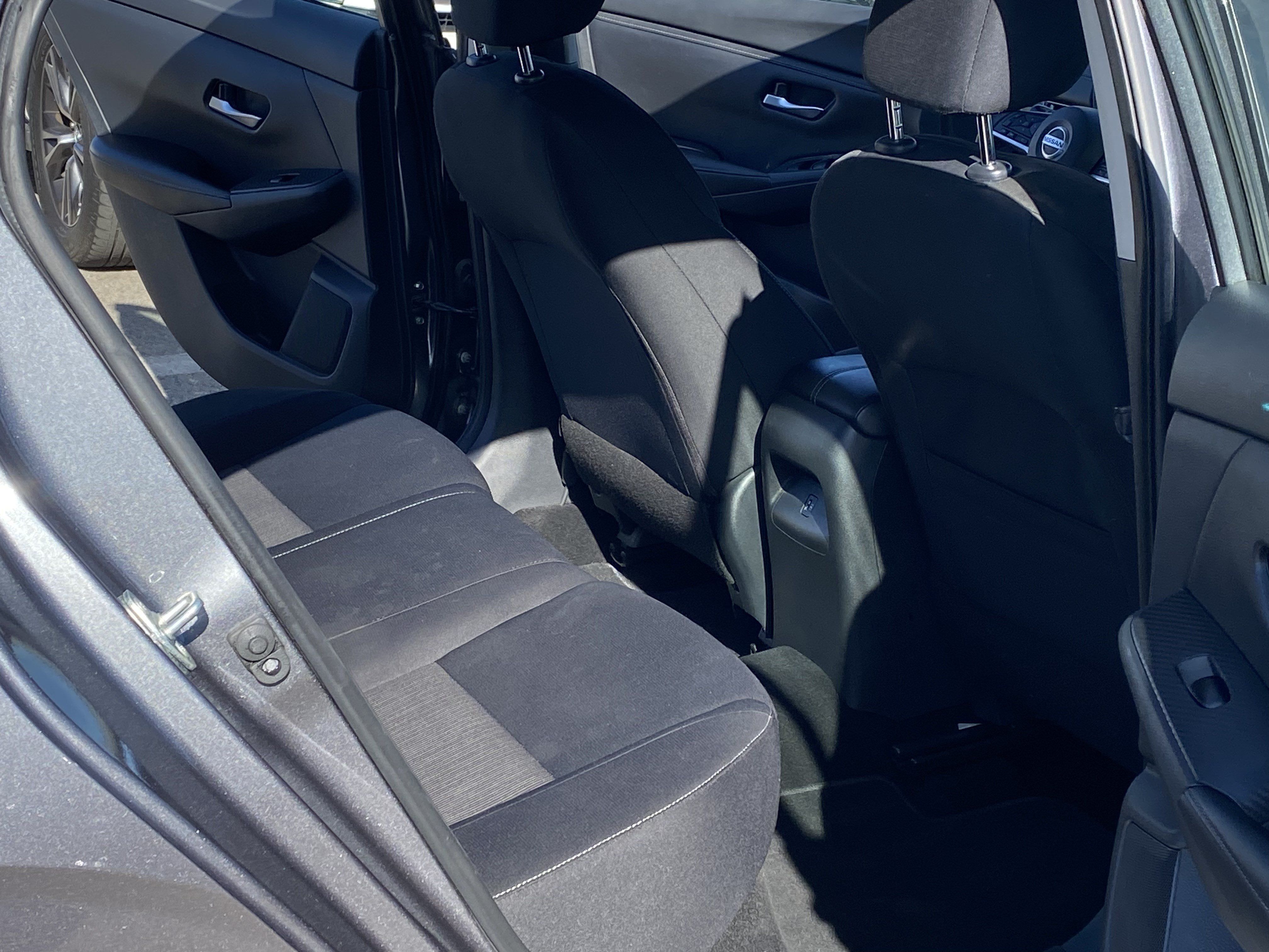 Used 2022 Nissan Sentra SV w/ Trunk Package FWD image 17