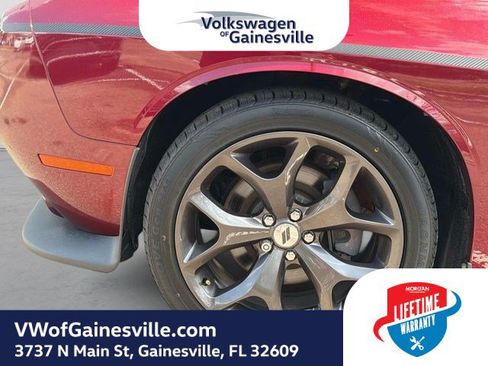 Used 2019 Dodge Challenger GT RWD image 12