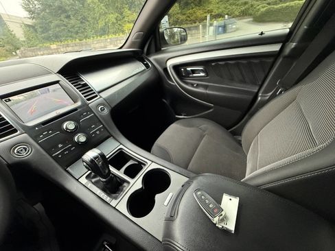 Used 2018 Ford Taurus SEL w/ Equipment Group 201A image 20