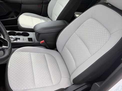 Used 2025 Ford Escape Active w/ Tech Pack #1 FWD image 12
