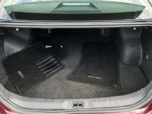 Certified 2024 Nissan Altima 2.5 SV FWD image 25