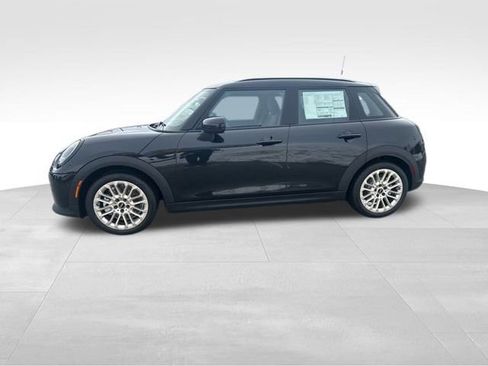 New 2026 MINI Cooper 4-Door Hardtop image 4