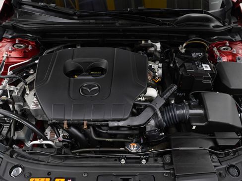 Used 2023 MAZDA MAZDA3 s FWD image 31