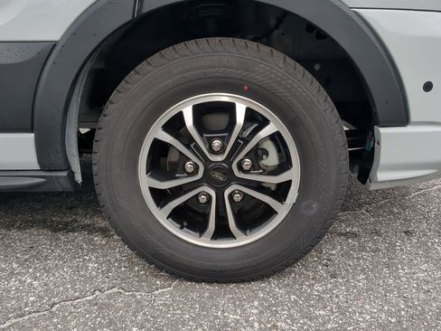 Used 2024 Ford Transit 350 XLT image 9