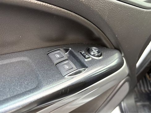 Used 2021 Chevrolet Colorado LT w/ Fleet Safety Package image 32